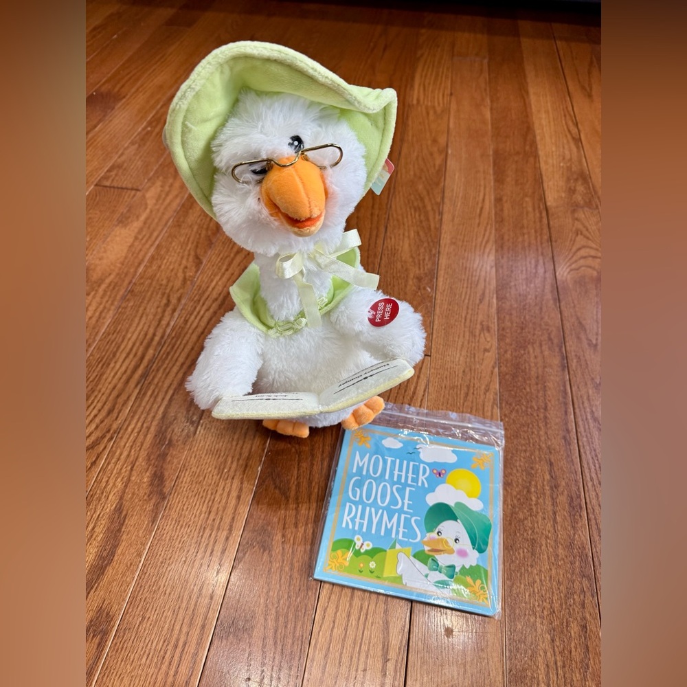Cuddle Barn Mother Goose Read Along— Plush Goose Toy with Book NWT